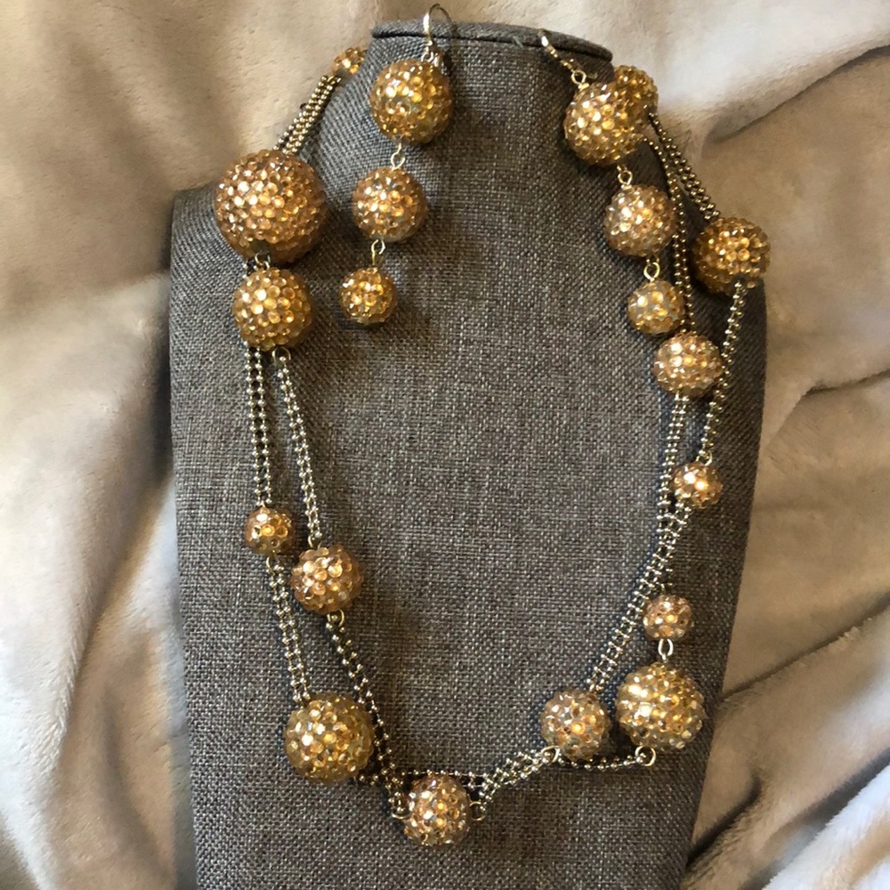 Jennifer Lopez necklace and earrings set.
